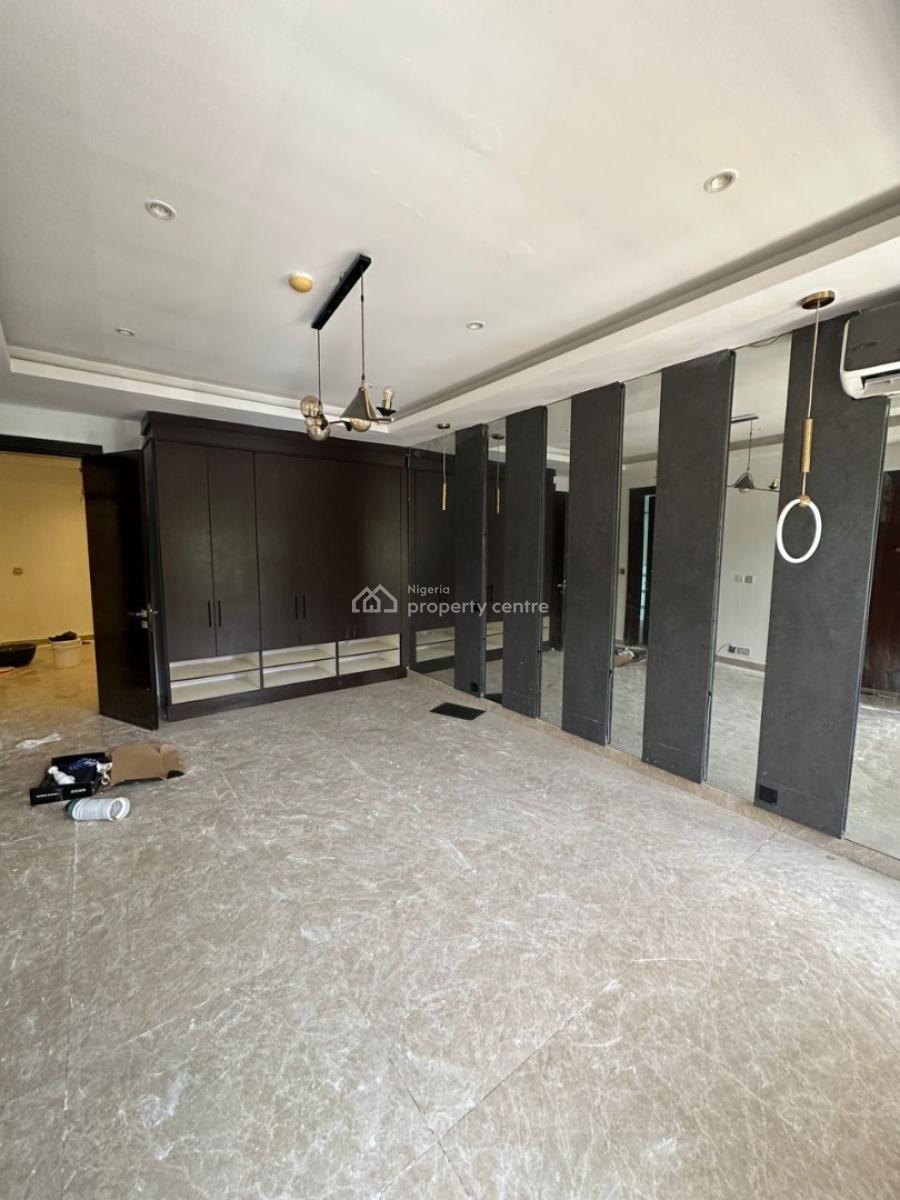 2 Units of Newly Renovated Spacious 4-bedroom Maisonette, Banana Island, Ikoyi, Lagos, Flat / Apartment for Rent