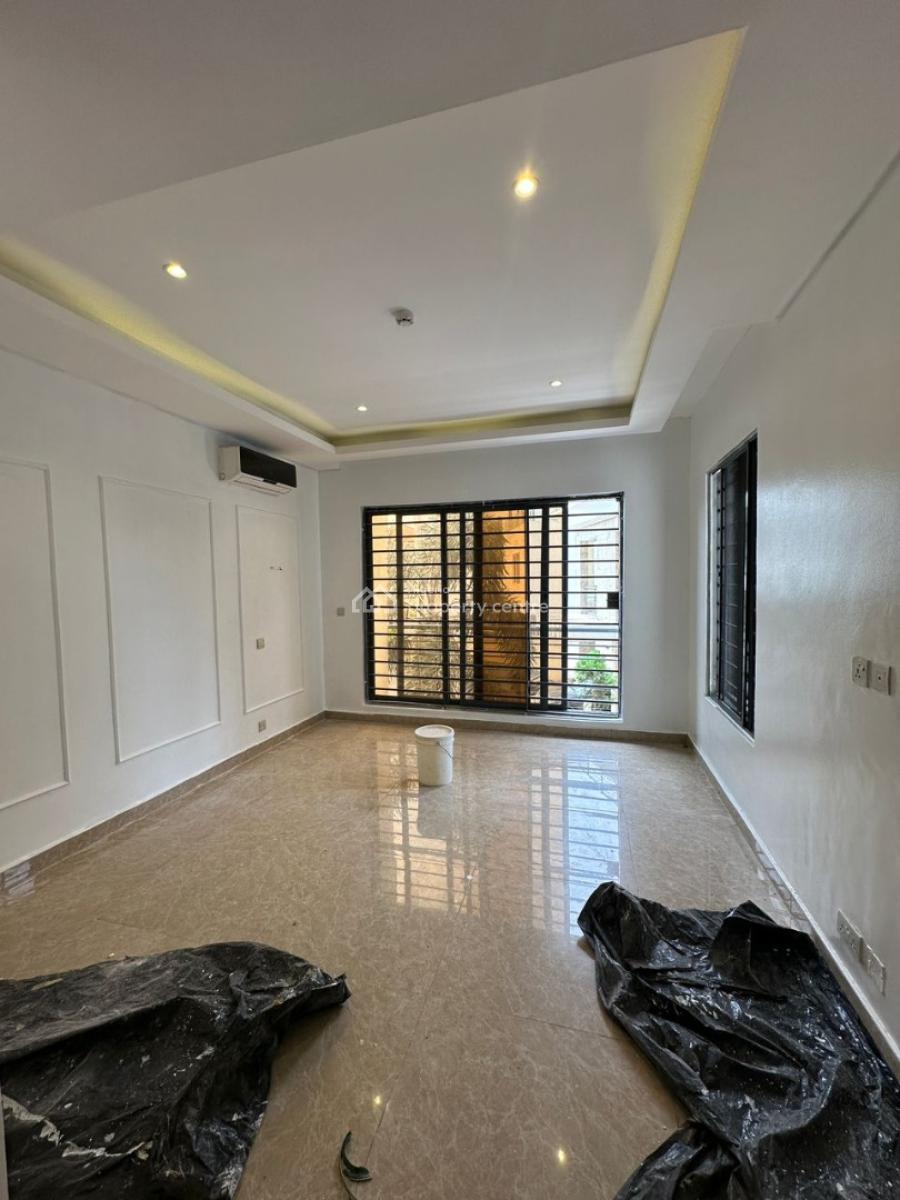 2 Units of Newly Renovated Spacious 4-bedroom Maisonette, Banana Island, Ikoyi, Lagos, Flat / Apartment for Rent