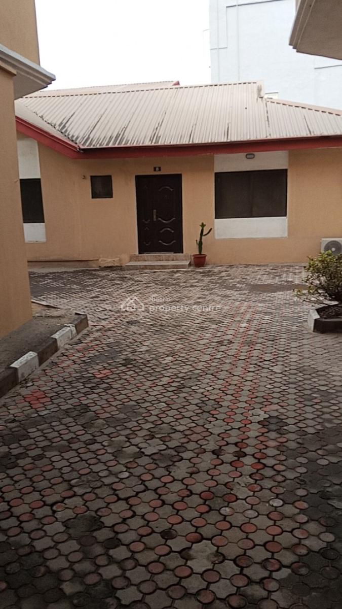 Remodelled 3 Bedroom Ground Floor with Prepaid in a Neat Compound, Thomas Estate, Ajah, Lagos, Flat / Apartment for Rent