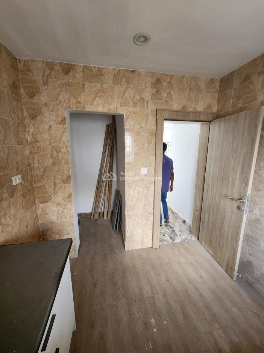 Luxury Three Bedroom Block of Flat, News Engineering, Dawaki, Gwarinpa, Abuja, Flat / Apartment for Rent