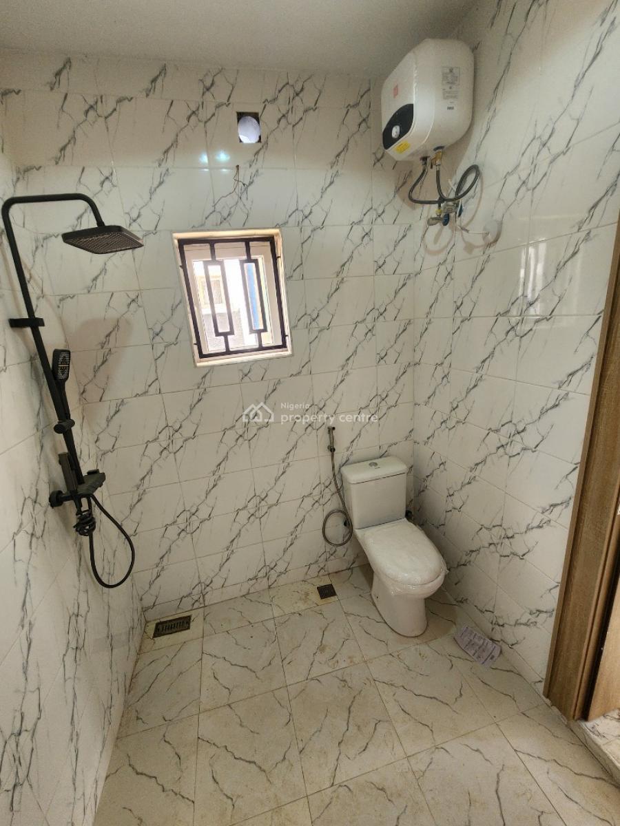 Luxury Three Bedroom Block of Flat, News Engineering, Dawaki, Gwarinpa, Abuja, Flat / Apartment for Rent