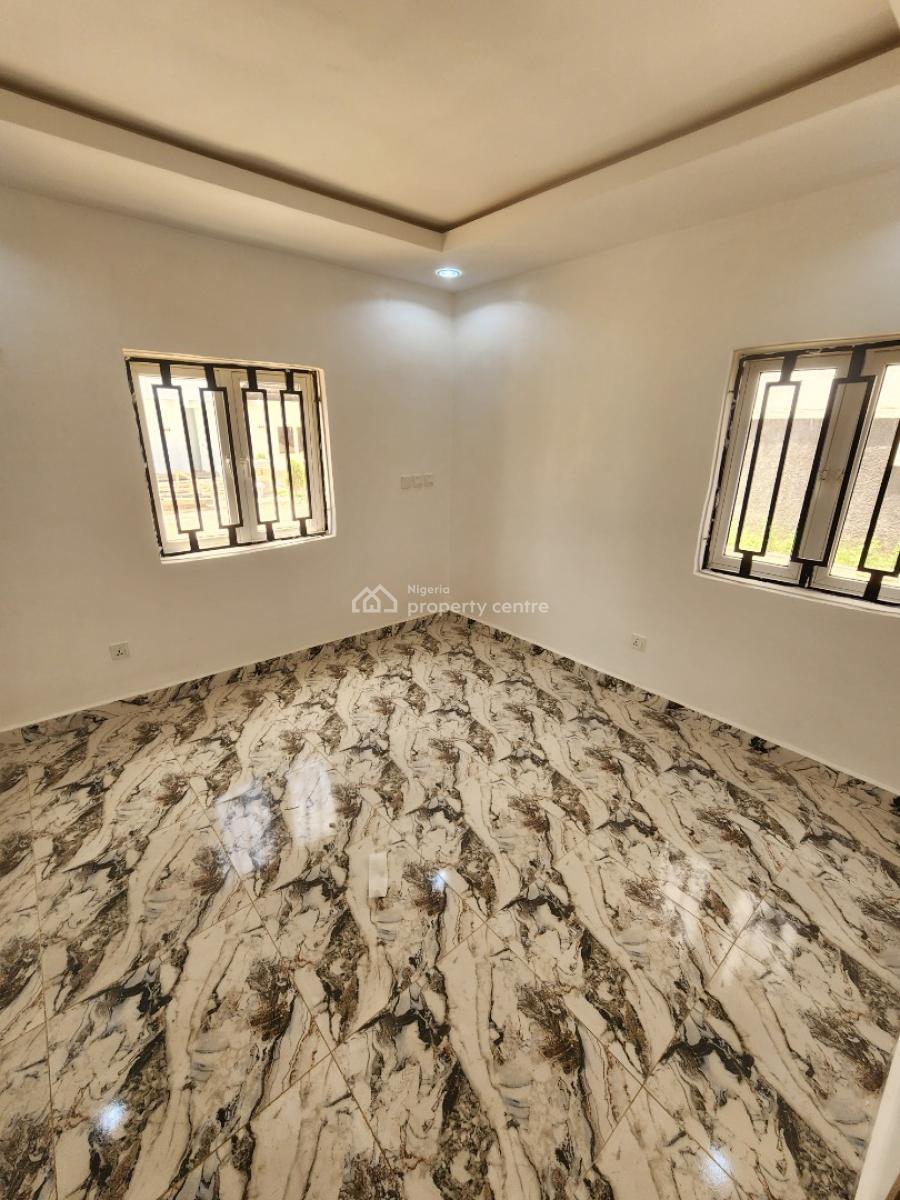 Luxury Three Bedroom Block of Flat, News Engineering, Dawaki, Gwarinpa, Abuja, Flat / Apartment for Rent