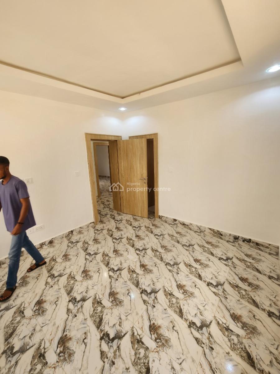 Luxury Three Bedroom Block of Flat, News Engineering, Dawaki, Gwarinpa, Abuja, Flat / Apartment for Rent