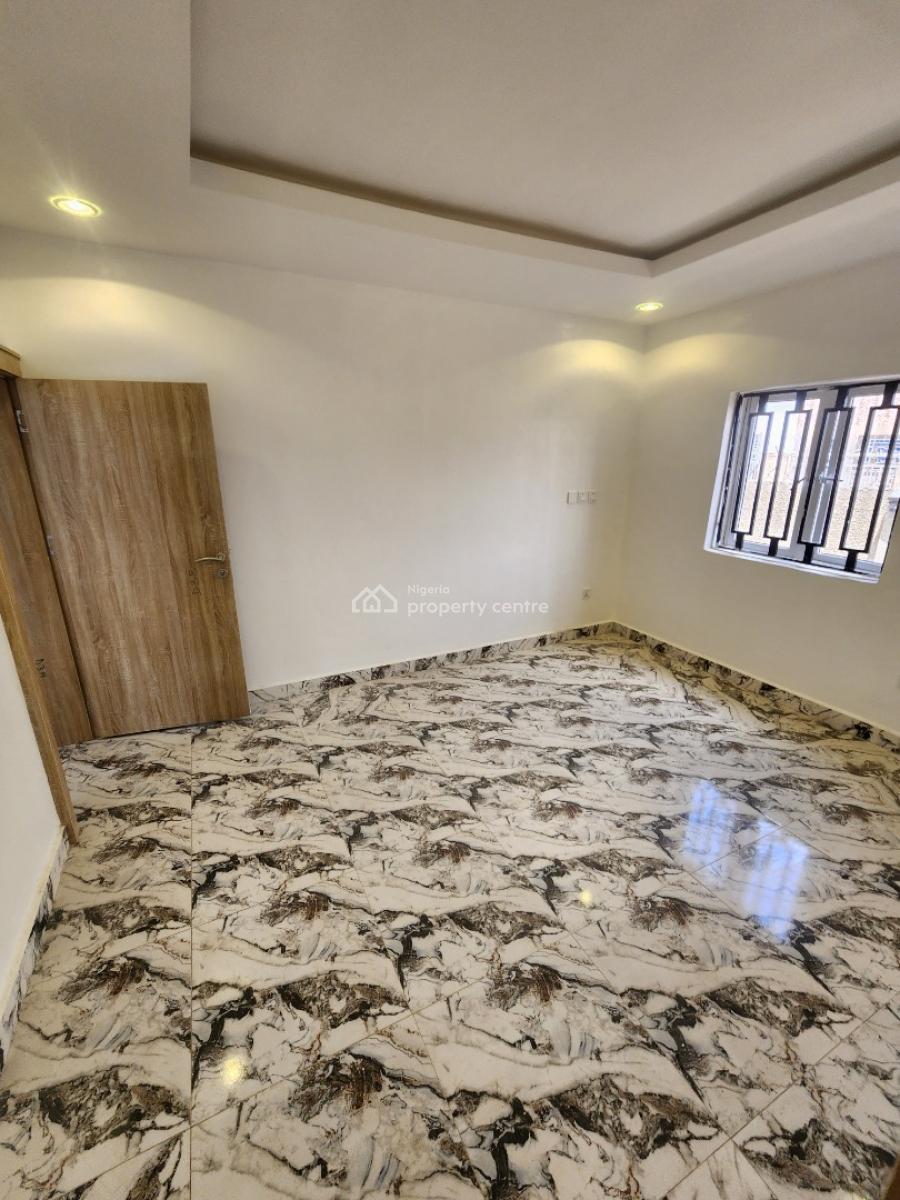 Luxury Three Bedroom Block of Flat, News Engineering, Dawaki, Gwarinpa, Abuja, Flat / Apartment for Rent