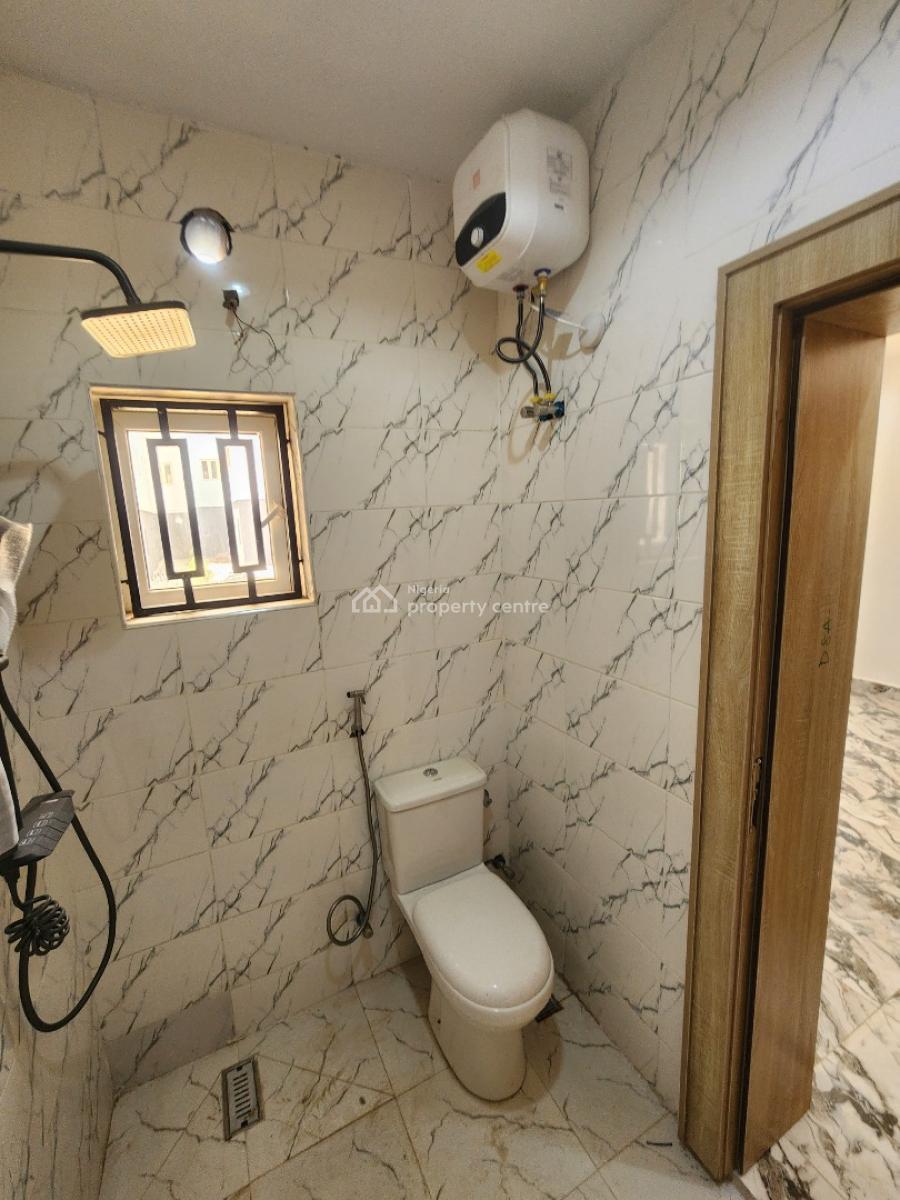 Luxury Three Bedroom Block of Flat, News Engineering, Dawaki, Gwarinpa, Abuja, Flat / Apartment for Rent