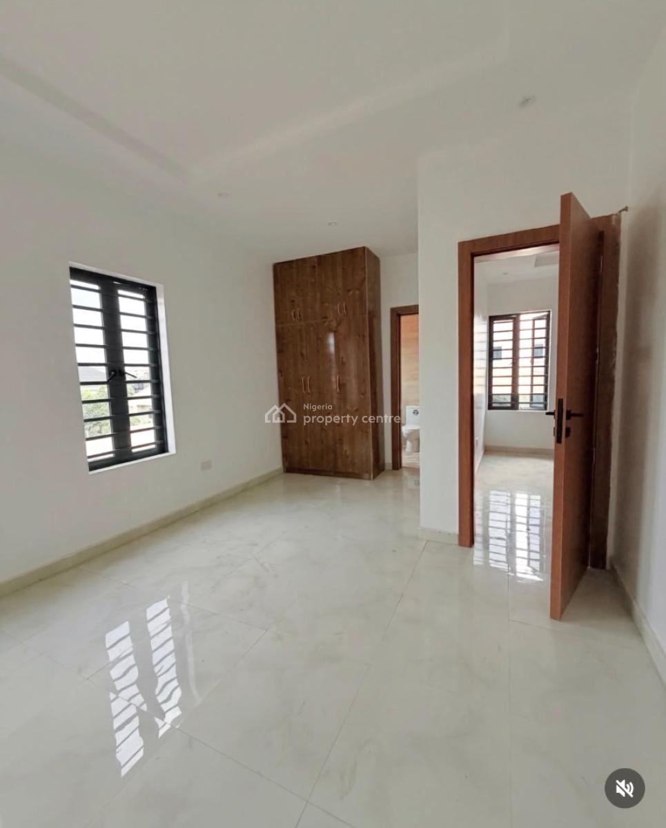 Exquisitely 3 Bedroom Semi Detached Duplex with a Room Bq, Gra Phase 2, Magodo, Lagos, Semi-detached Duplex for Sale