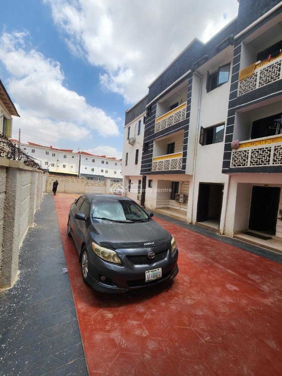 Luxury Two Bedroom Block of Flat, News Engineering Dawaki, Dawaki, Gwarinpa, Abuja, Flat / Apartment for Rent