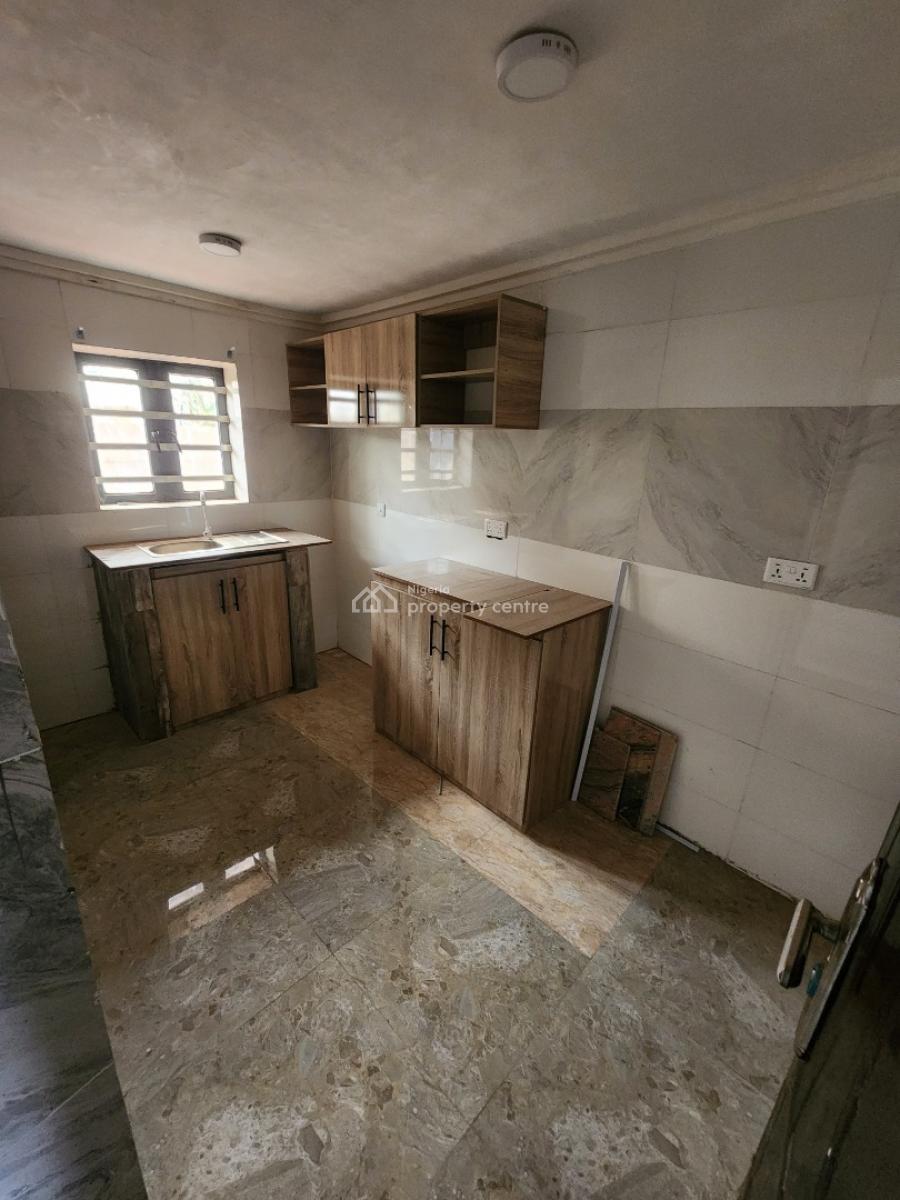 Luxury Two Bedroom Block of Flat, News Engineering Dawaki, Dawaki, Gwarinpa, Abuja, Flat / Apartment for Rent