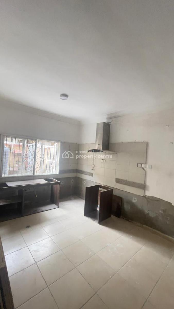 8 Units of Newly Renovated 3-bedroom Apartments with Bq, Oniru, Victoria Island (vi), Lagos, Flat / Apartment for Rent