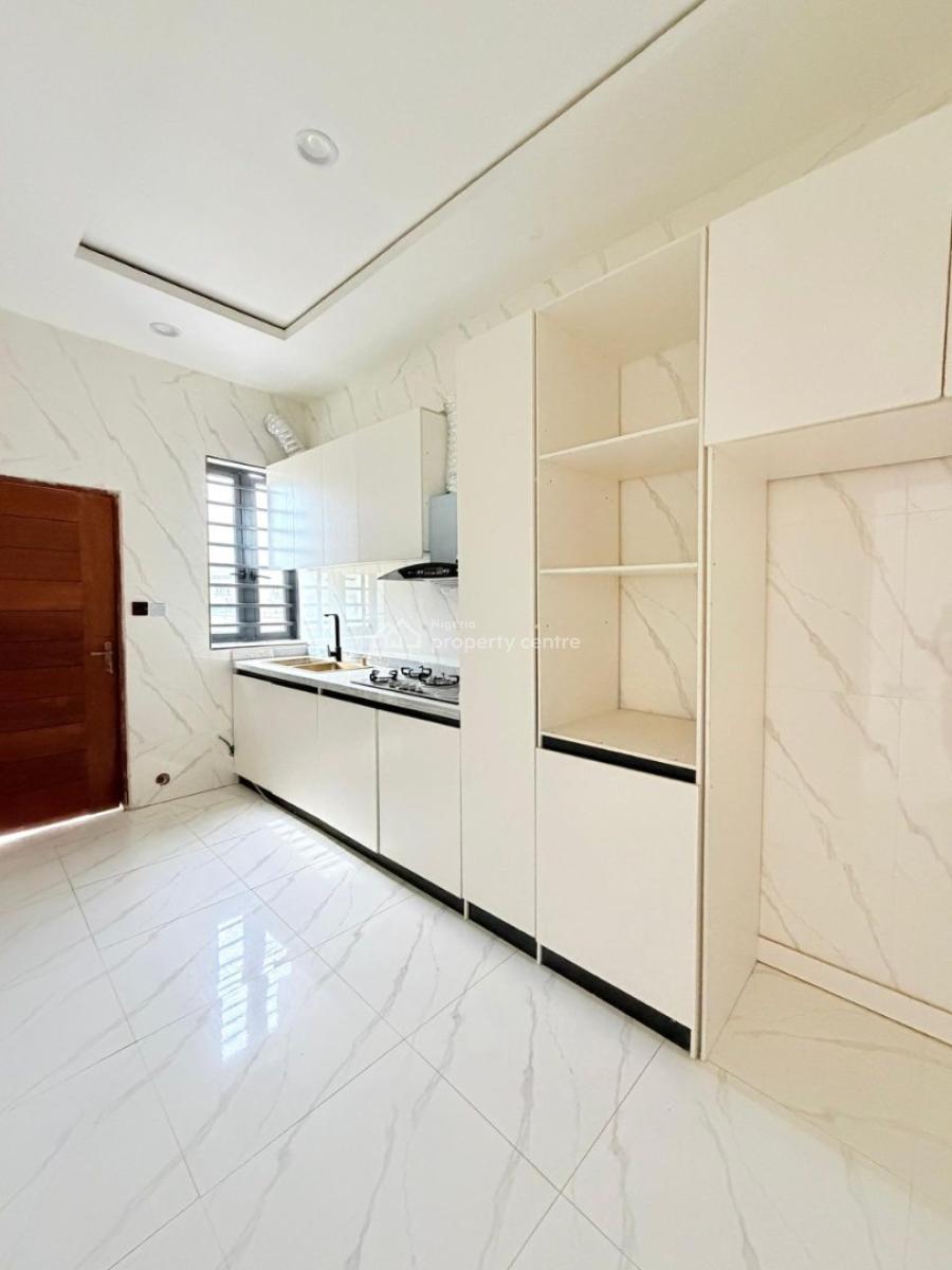 4bedroom Terrace House, Abraham Adesanya, Ajah, Lagos, Terraced Duplex for Sale