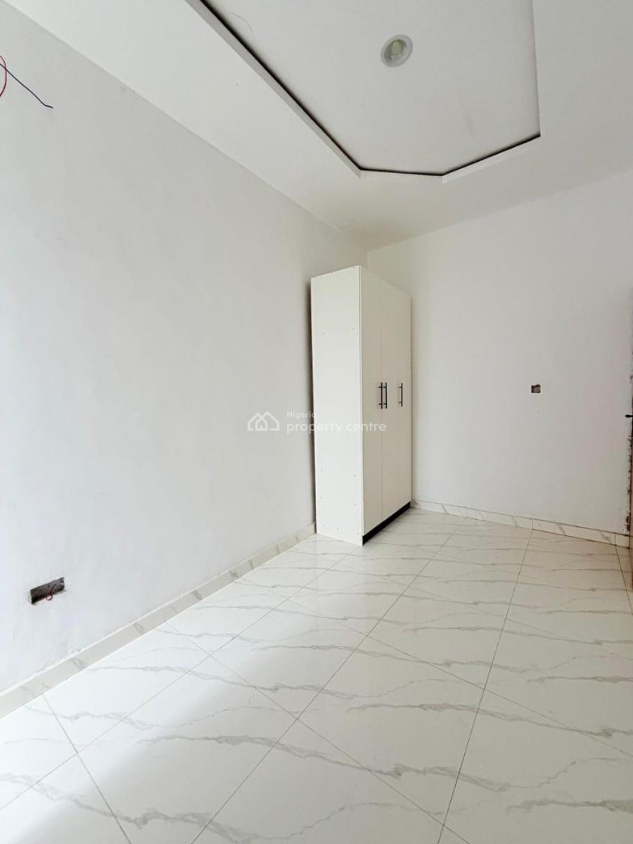 4bedroom Terrace House, Abraham Adesanya, Ajah, Lagos, Terraced Duplex for Sale