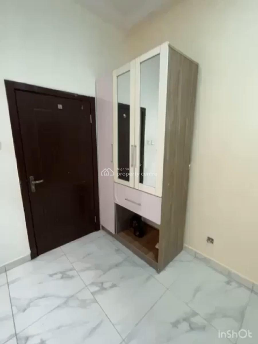 a Semi Master Bedroom in a Shared Apartment, Orchid Road, Lekki, Lagos, Flat / Apartment for Rent