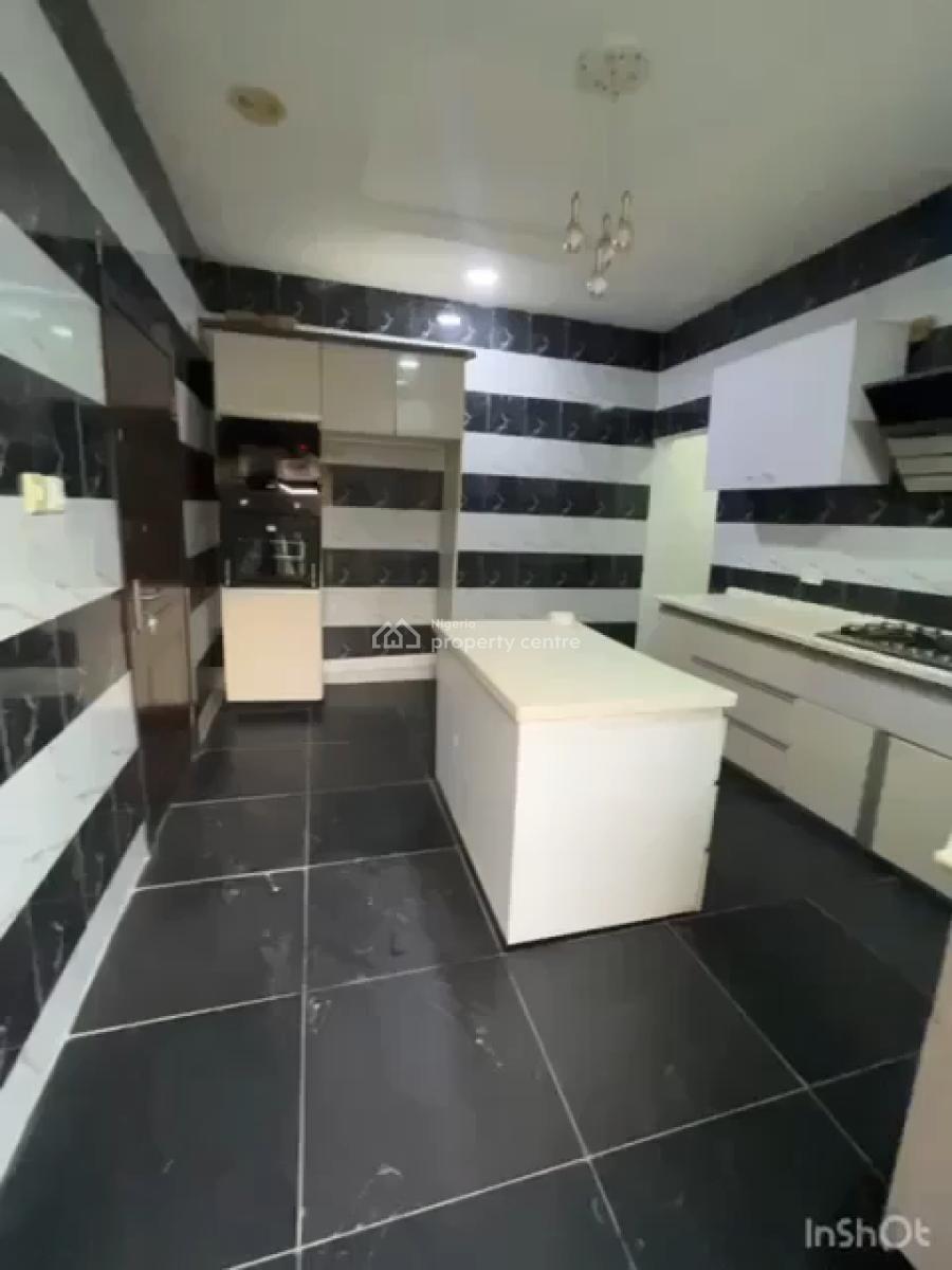 a Semi Master Bedroom in a Shared Apartment, Orchid Road, Lekki, Lagos, Flat / Apartment for Rent