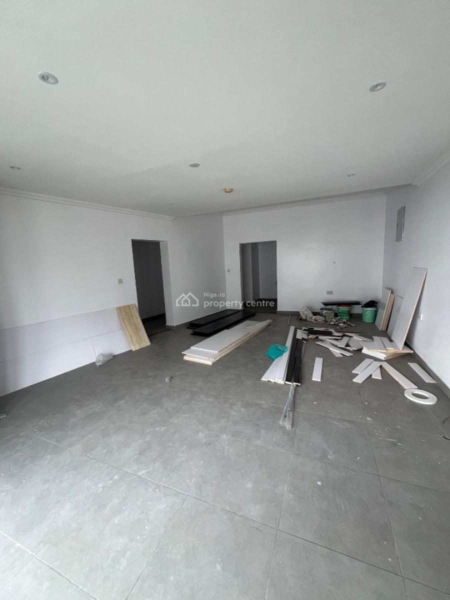 Standard 3 Bedroom Apartment Available, Ikate, Lekki, Lagos, Flat / Apartment for Rent