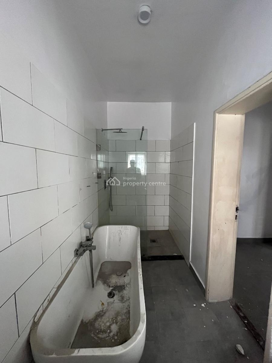 Standard 3 Bedroom Apartment Available, Ikate, Lekki, Lagos, Flat / Apartment for Rent