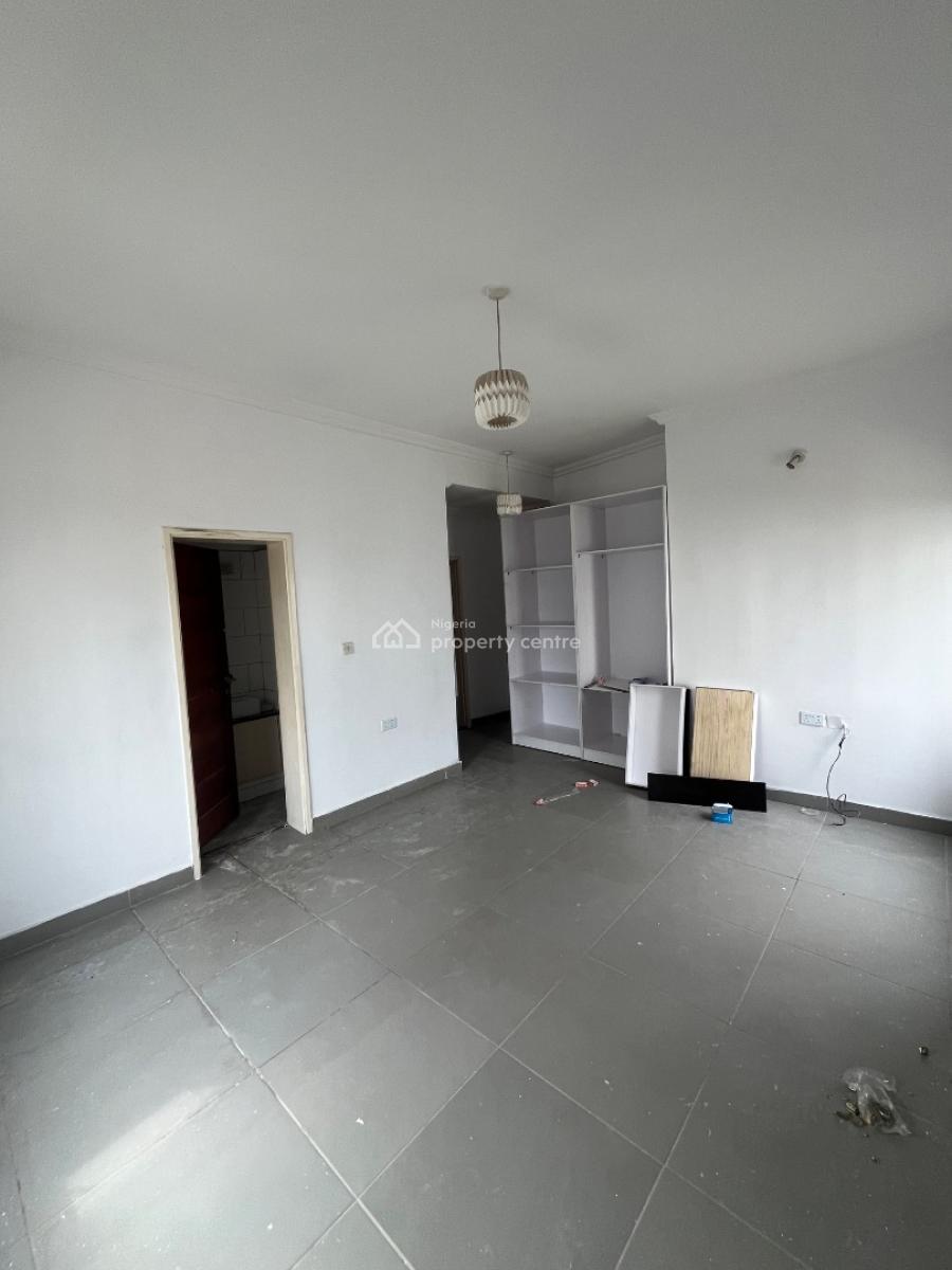 Standard 3 Bedroom Apartment Available, Ikate, Lekki, Lagos, Flat / Apartment for Rent