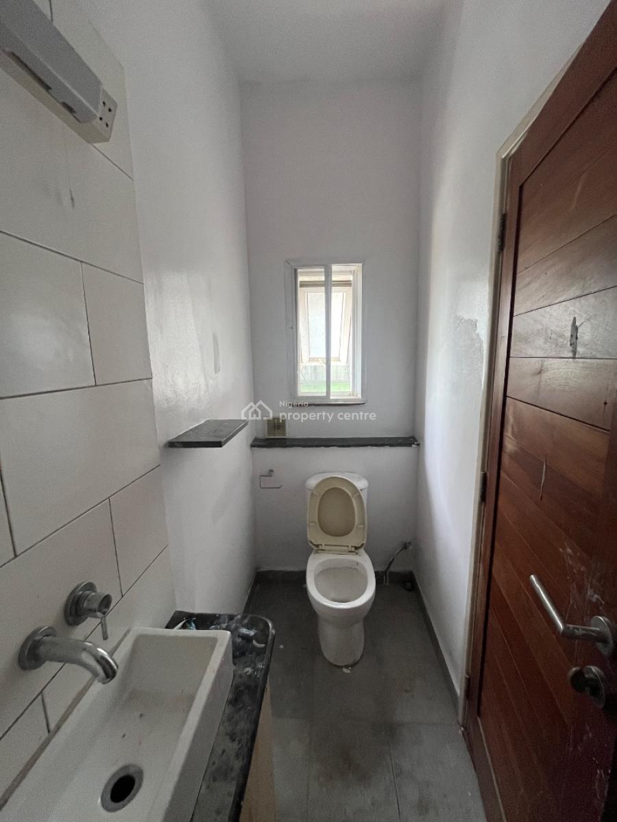 Standard 3 Bedroom Apartment Available, Ikate, Lekki, Lagos, Flat / Apartment for Rent