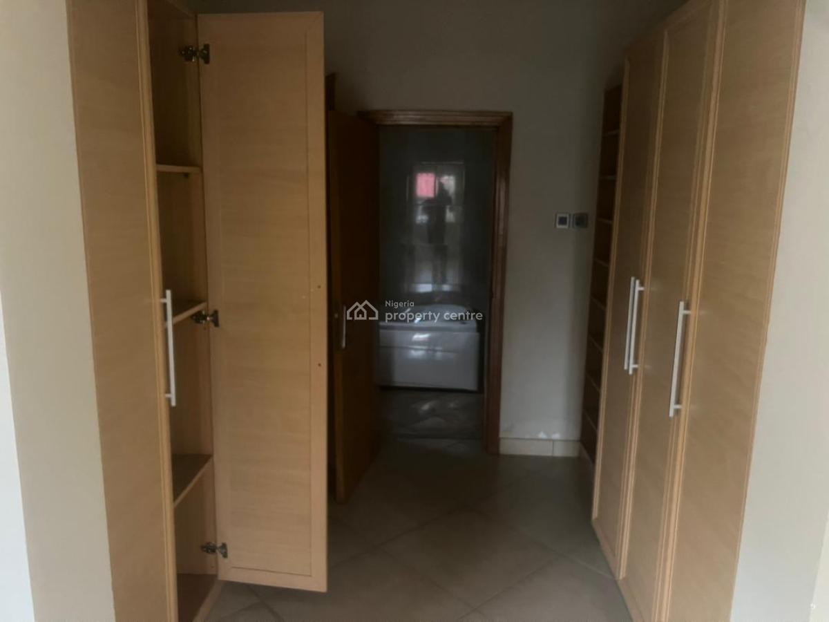 Self Compound 4 Bedroom Fully Detached House with 2 Rooms Bq, Lekki Phase 1, Lekki, Lagos, Detached Duplex for Rent