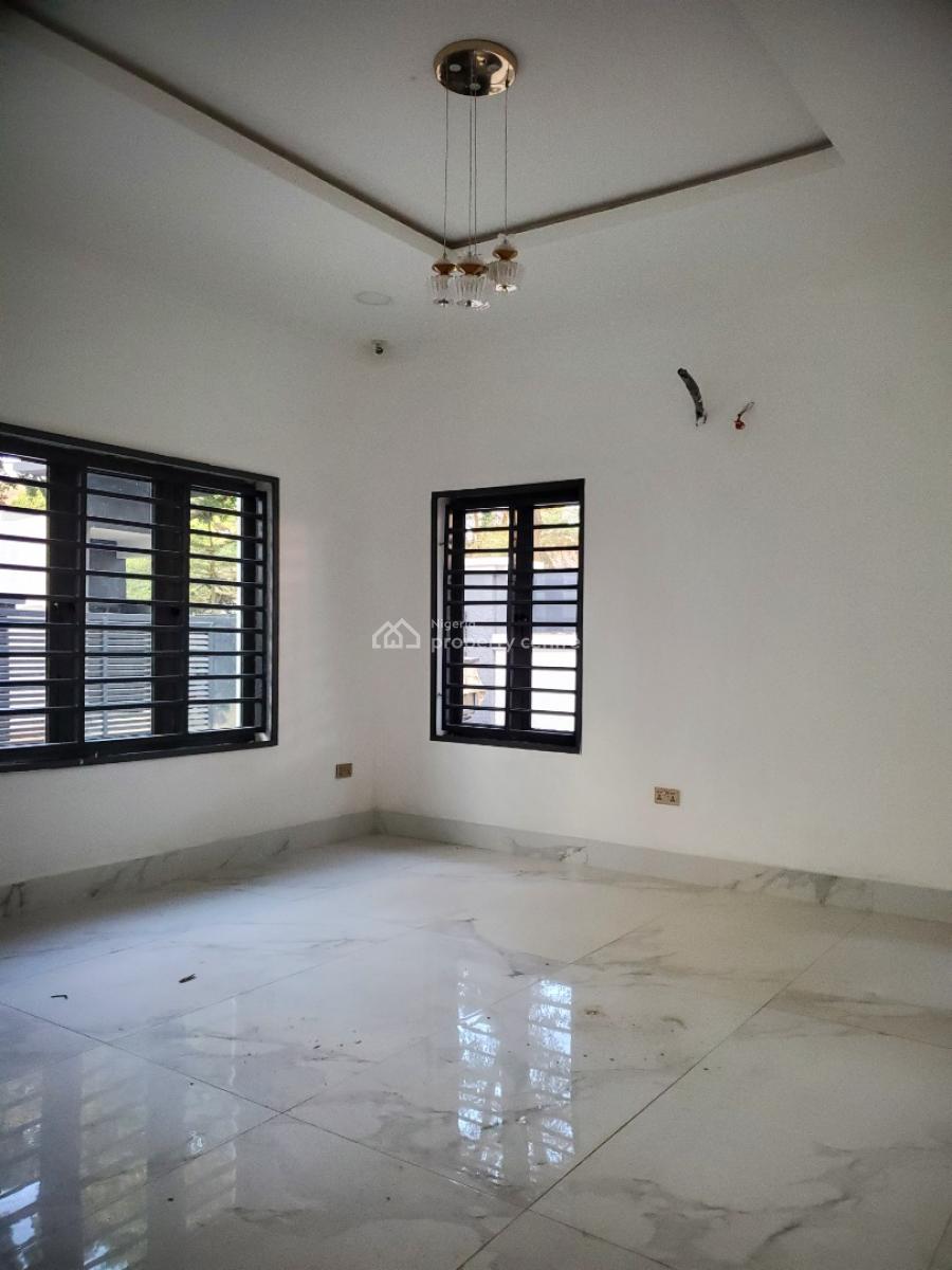 Luxury 7-bedroom Semi-detached Duplex with 4 Parlour, Asokoro District, Abuja, Semi-detached Duplex for Sale