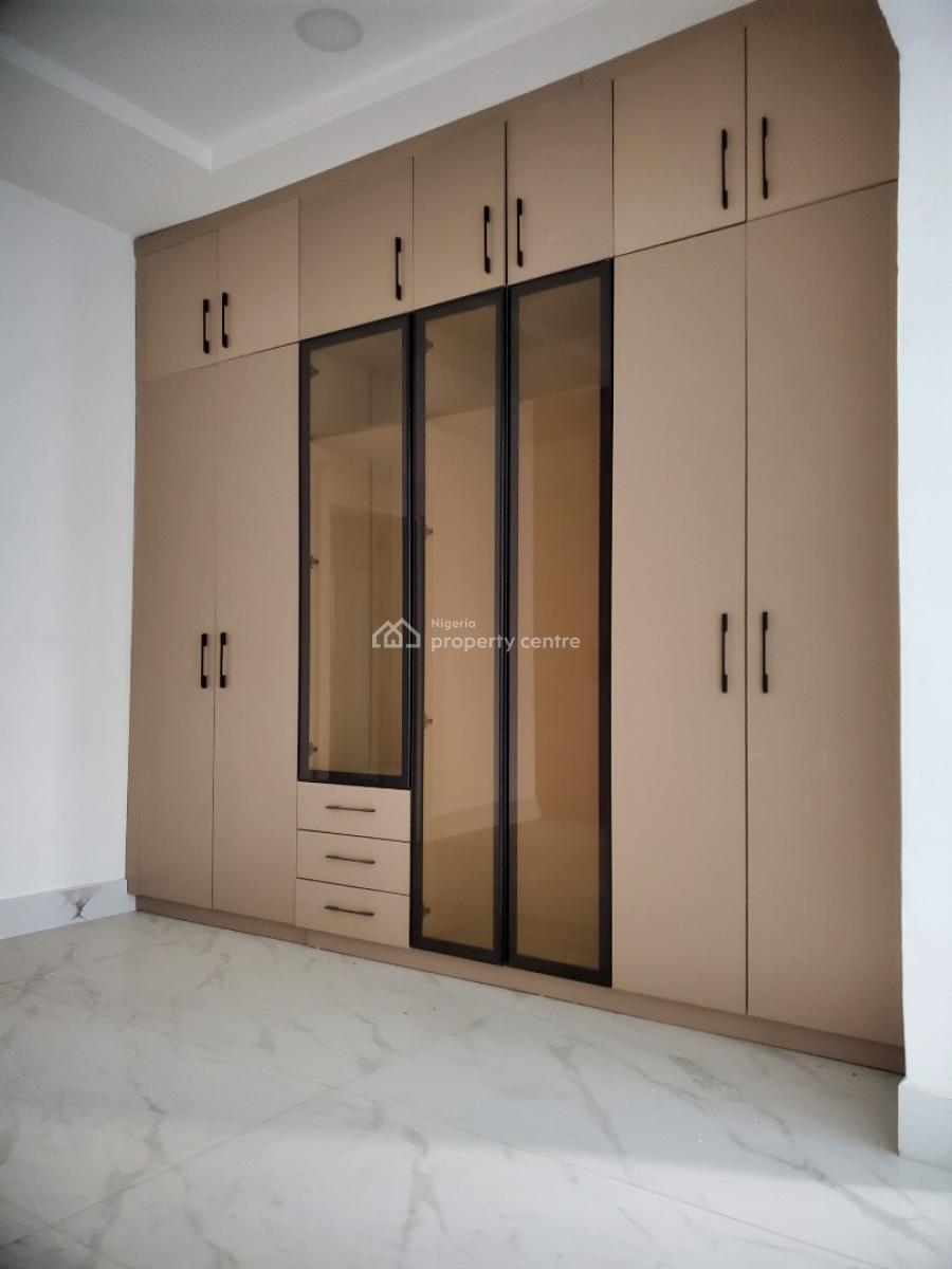 Luxury 7-bedroom Semi-detached Duplex with 4 Parlour, Asokoro District, Abuja, Semi-detached Duplex for Sale