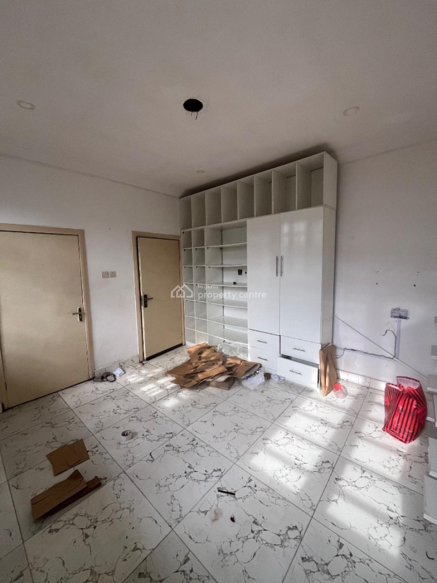 Standard Room in a Shared Apartment with Personal Prepaid Meter, Lekki Conservation Road By Toll Gate, Lekki, Lagos, Self Contain (single Rooms) for Rent