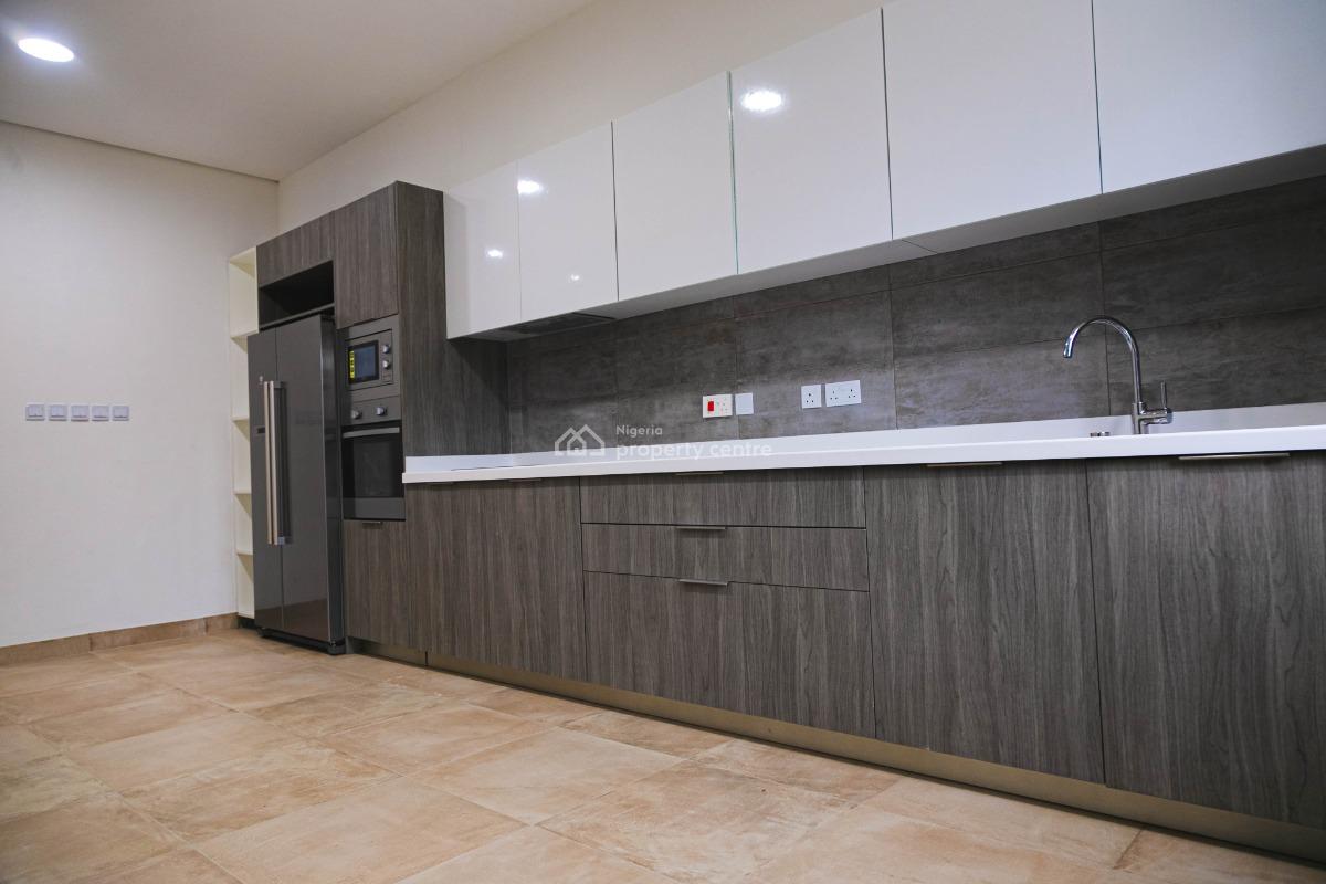 3 Bedroom Flat with Bq, 16 Babatunde Jose Street, Victoria Island (vi), Lagos, Flat / Apartment for Rent