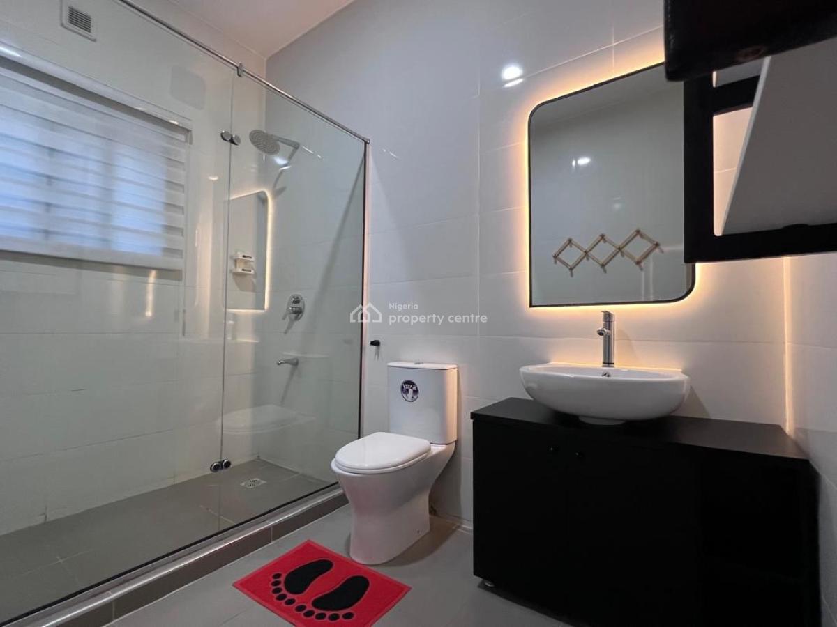 1 Bedroom Apartment with Top-notch Amenities, Off Admiralty Way, Lekki Phase 1, Lekki, Lagos, Flat / Apartment Short Let