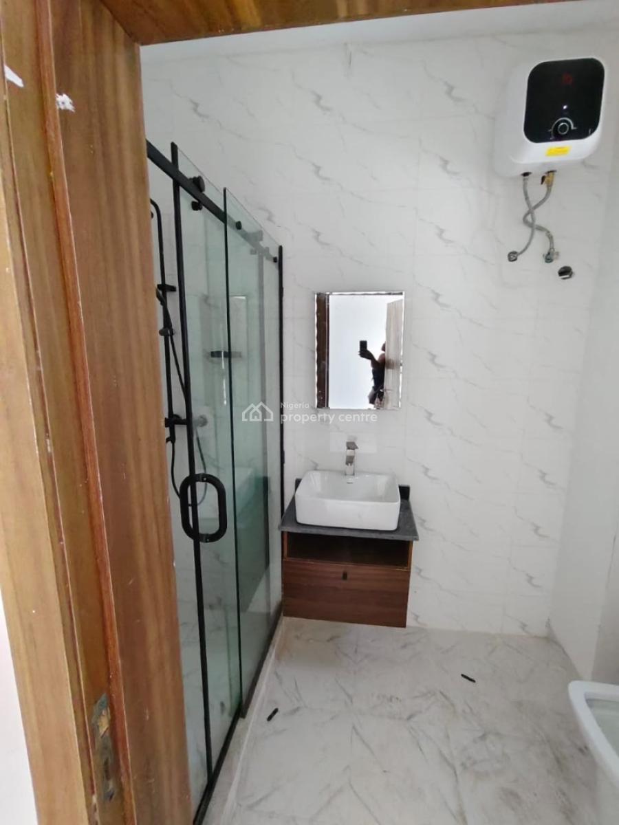 Brand New Luxury 1bedroom Flat, Divine Garden Estate Abraham Adesanya, Ajah, Lagos, Flat / Apartment for Rent