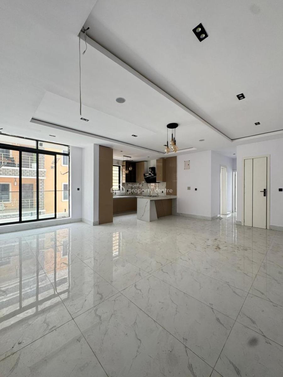 Contemporary Designed 2 Bedroom Apartment Suitable for Investment, Lekki Phase 1, Lekki, Lagos, Flat / Apartment for Sale