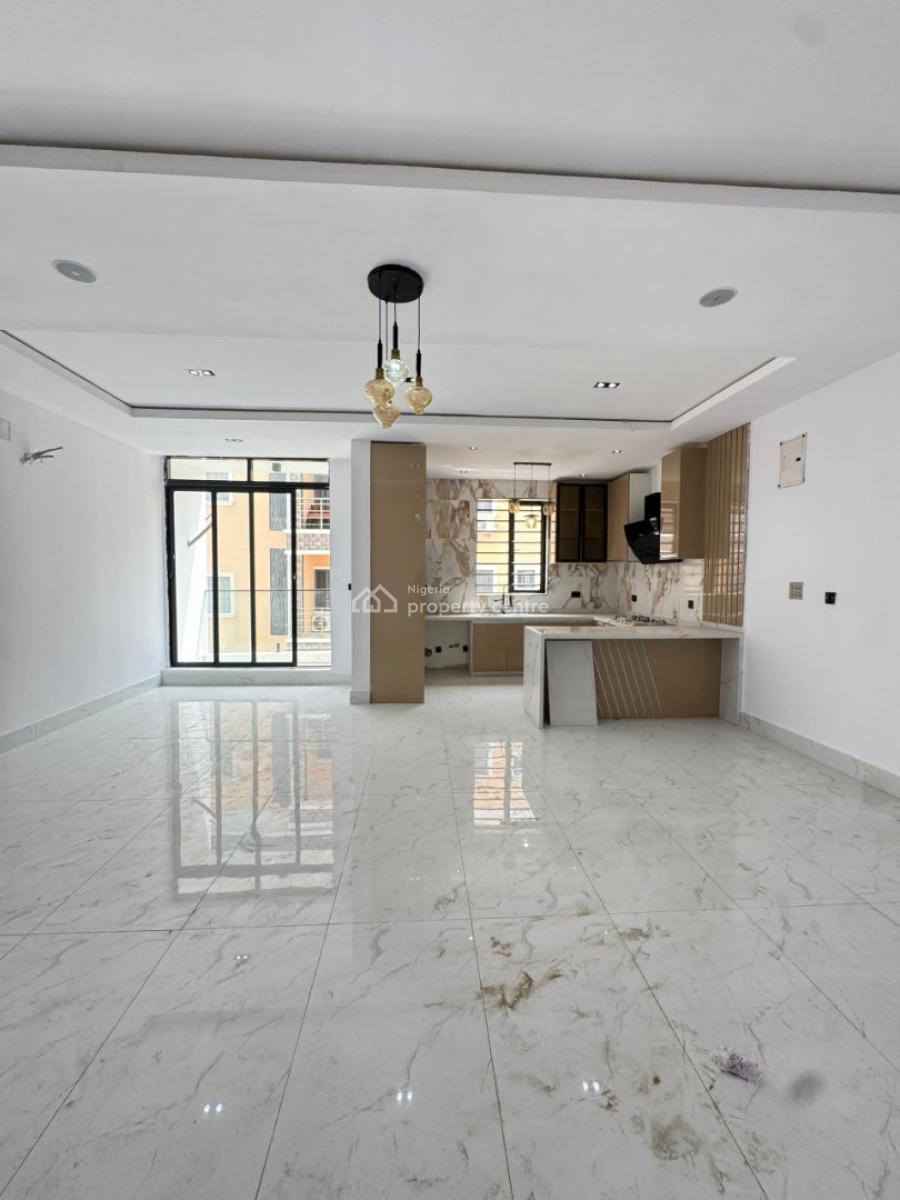 Contemporary Designed 2 Bedroom Apartment Suitable for Investment, Lekki Phase 1, Lekki, Lagos, Flat / Apartment for Sale