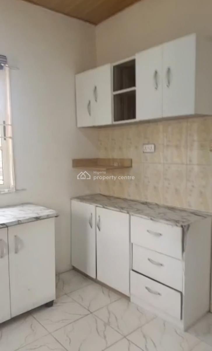 Decent 2 Bedrooms Flat Upstairs with a Water Heater and Wardrobe, Gbagada Phase 2, Gbagada, Lagos, House for Rent