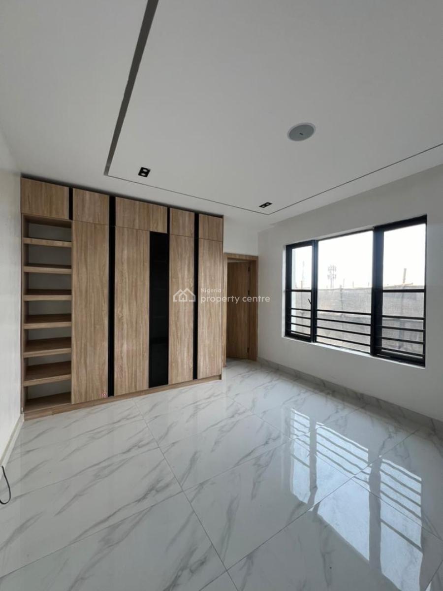 Luxury 2bedroom Apartment, Phase 1, Lekki, Lagos, Flat / Apartment for Sale