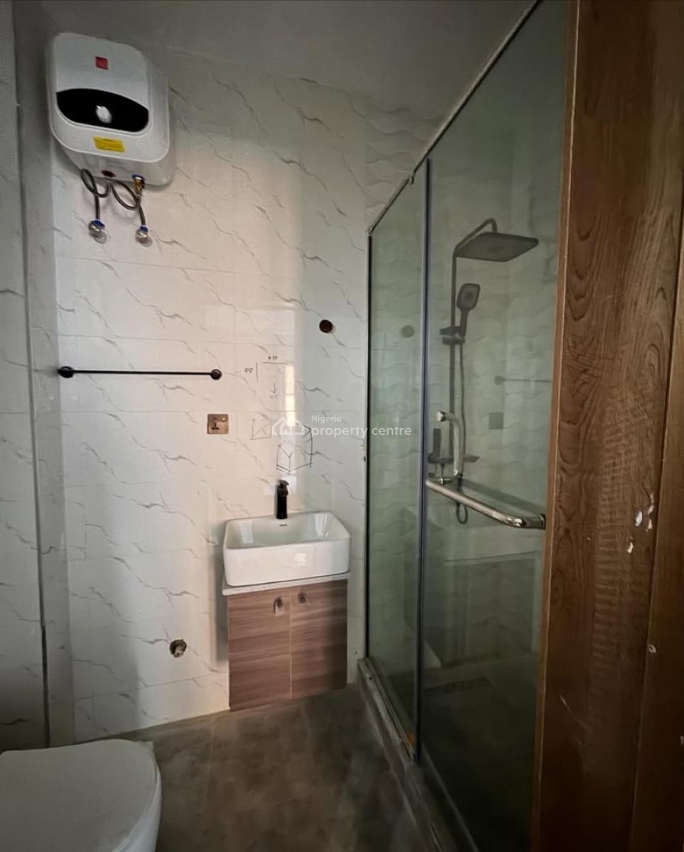 2 Bedroom Apartment in a Secure Environment, Ikate, Lekki, Lagos, Flat / Apartment for Sale