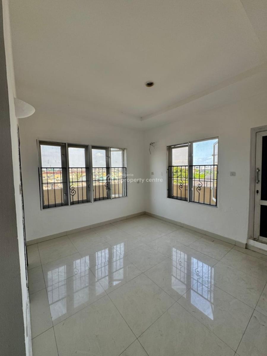 City View Balcony 3 -bedroom Penthouse with 2-rooms Bq, Lekki Phase 1, Lekki, Lagos, Flat / Apartment for Rent