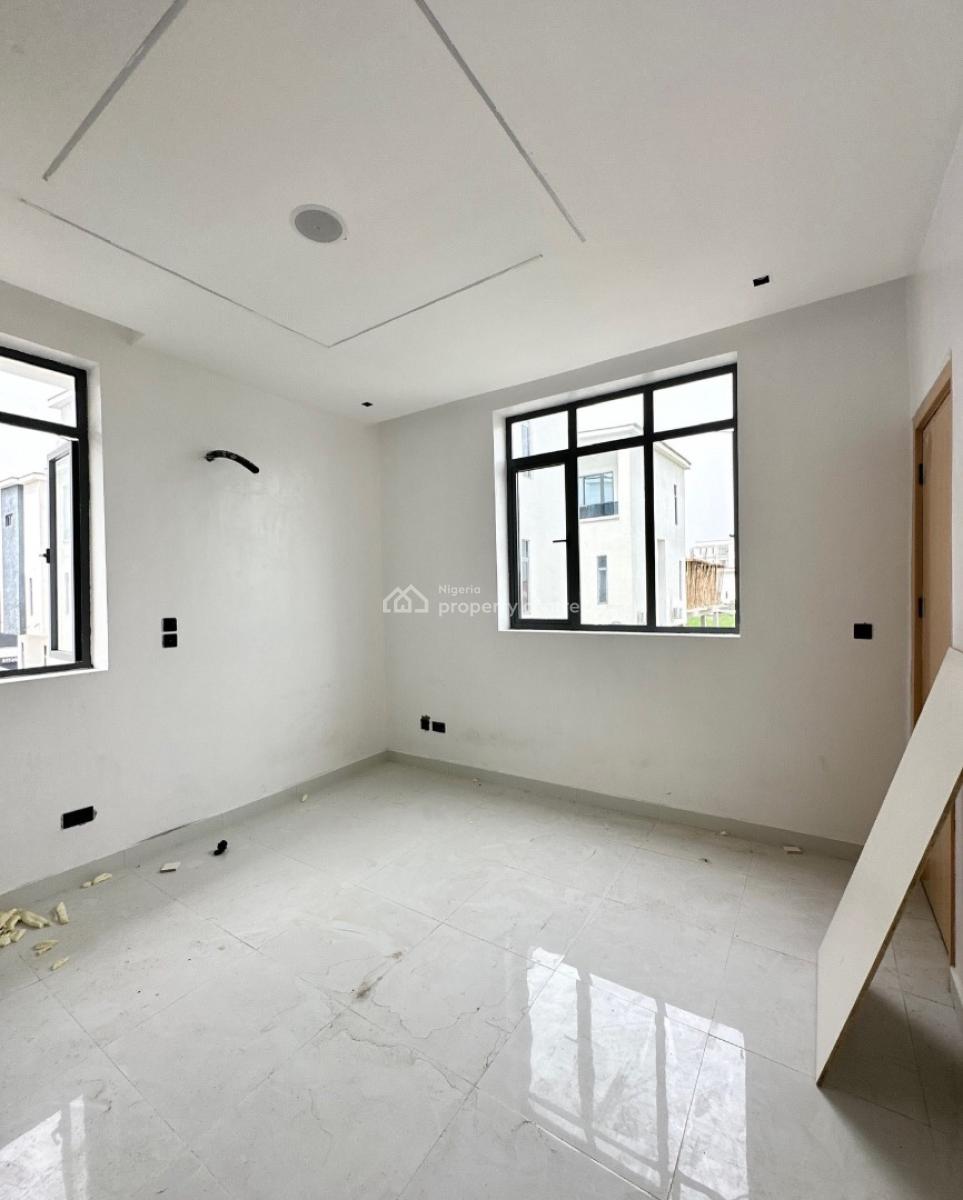 Lovely 2 Bedroom Apartment with Bq, Ikate, Lekki, Lagos, Block of Flats for Sale