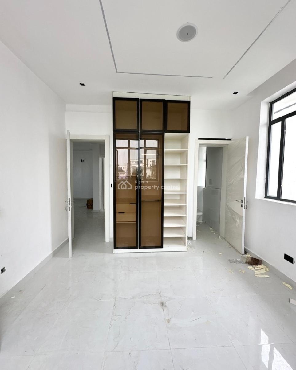 Lovely 2 Bedroom Apartment with Bq, Ikate, Lekki, Lagos, Block of Flats for Sale