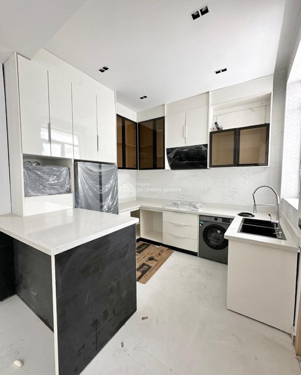 Lovely 2 Bedroom Apartment with Bq, Ikate, Lekki, Lagos, Block of Flats for Sale