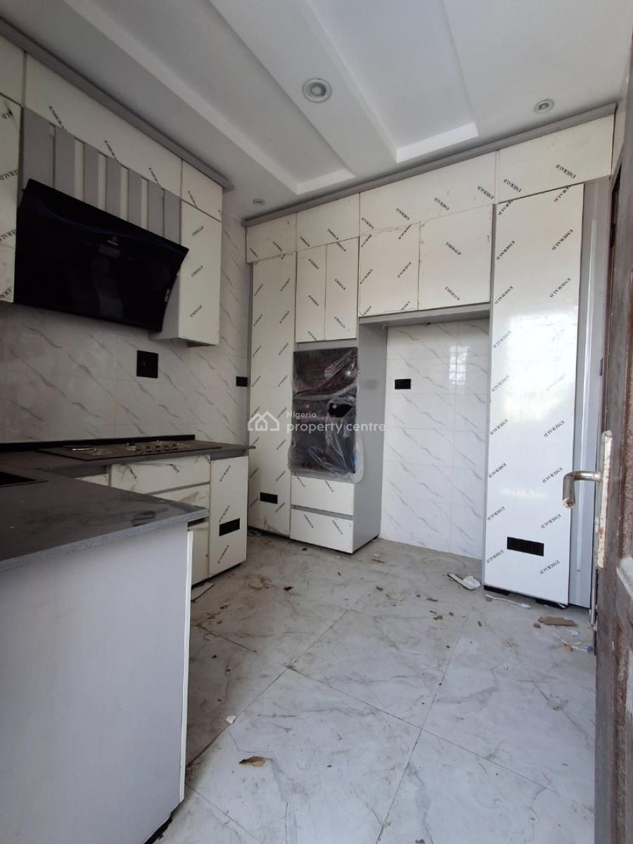 Newly Built 2 Bedroom Apartment with Spacious, Igbofun, Lekki Phase 2, Lekki, Lagos, Block of Flats for Sale
