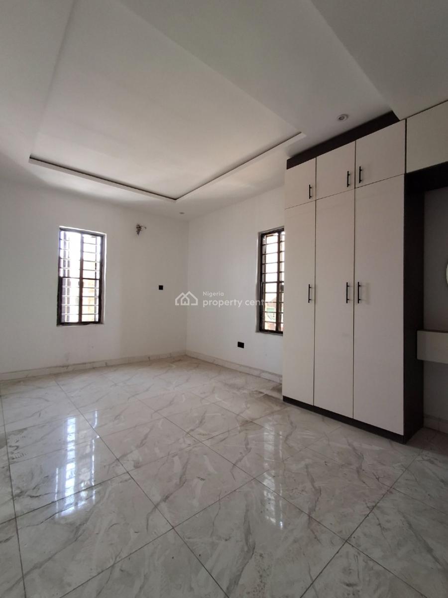 Newly Built 2 Bedroom Apartment with Spacious, Igbofun, Lekki Phase 2, Lekki, Lagos, Block of Flats for Sale