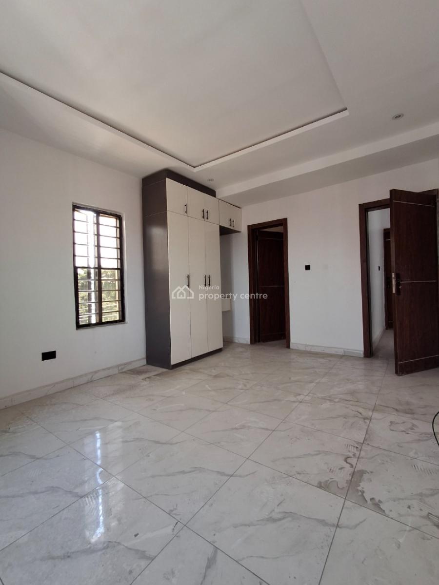 Newly Built 2 Bedroom Apartment with Spacious, Igbofun, Lekki Phase 2, Lekki, Lagos, Block of Flats for Sale