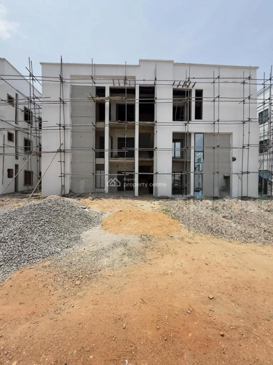 Spacious 3 Bedroom Flat, Dawaki, Gwarinpa, Abuja, Block of Flats for Sale