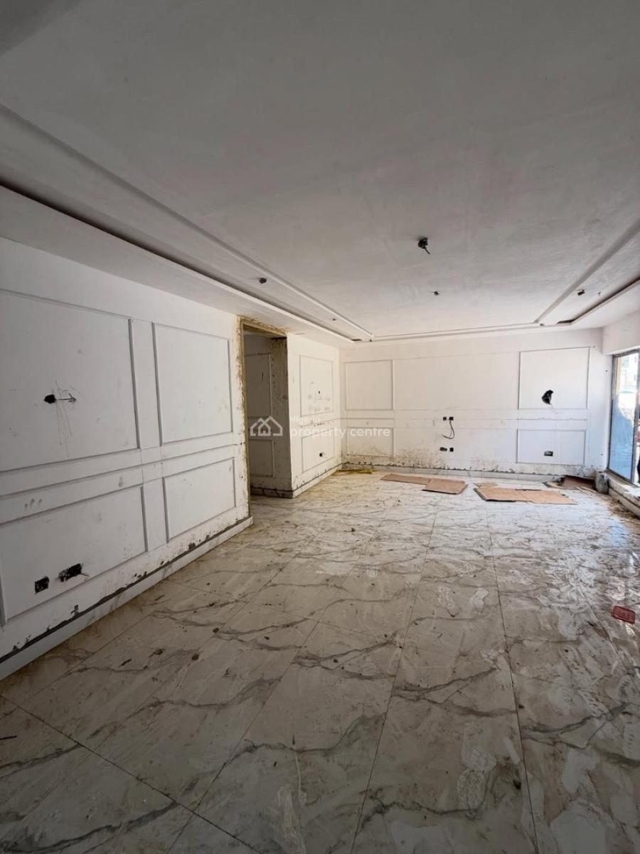 Spacious 3 Bedroom Flat, Dawaki, Gwarinpa, Abuja, Block of Flats for Sale