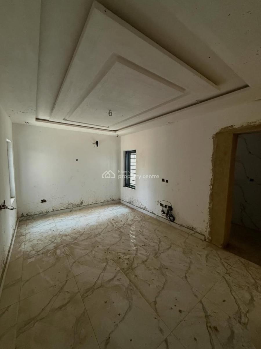 Spacious 3 Bedroom Flat, Dawaki, Gwarinpa, Abuja, Block of Flats for Sale