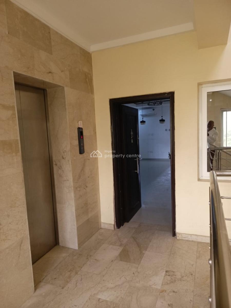 Spacious 2 Bedrooms, Victoria Island (vi), Lagos, House for Rent