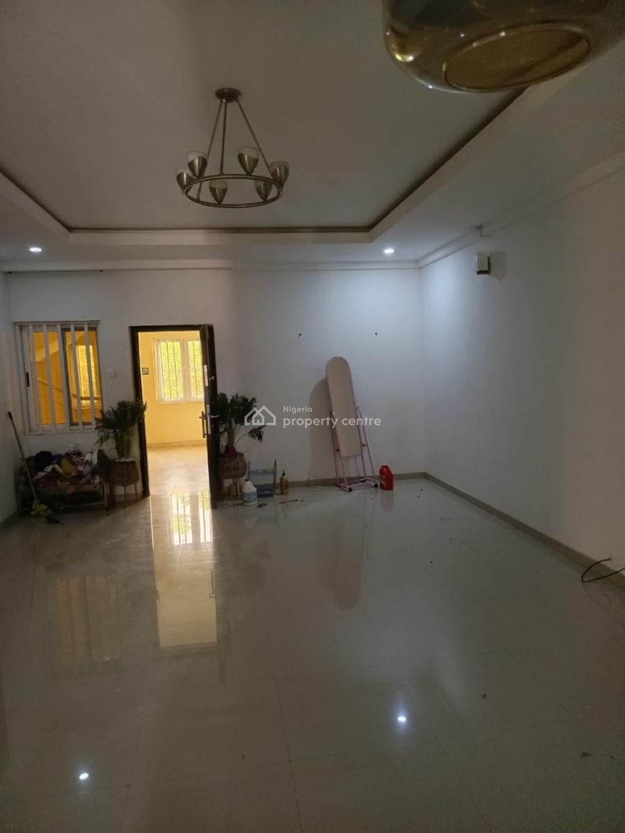Spacious 2 Bedrooms, Victoria Island (vi), Lagos, House for Rent