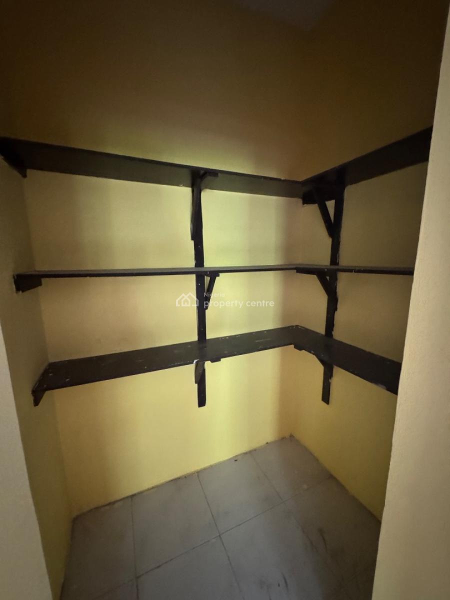 New 3 Bedroom Flat with Bq and Swimming Pool, Central Lekki Phase 1., Lekki, Lagos, Flat / Apartment for Rent