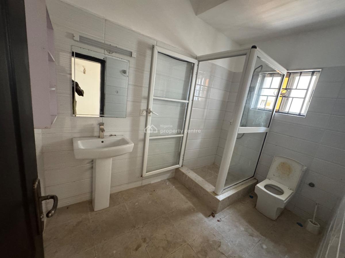 New 3 Bedroom Flat with Bq and Swimming Pool, Central Lekki Phase 1., Lekki, Lagos, Flat / Apartment for Rent