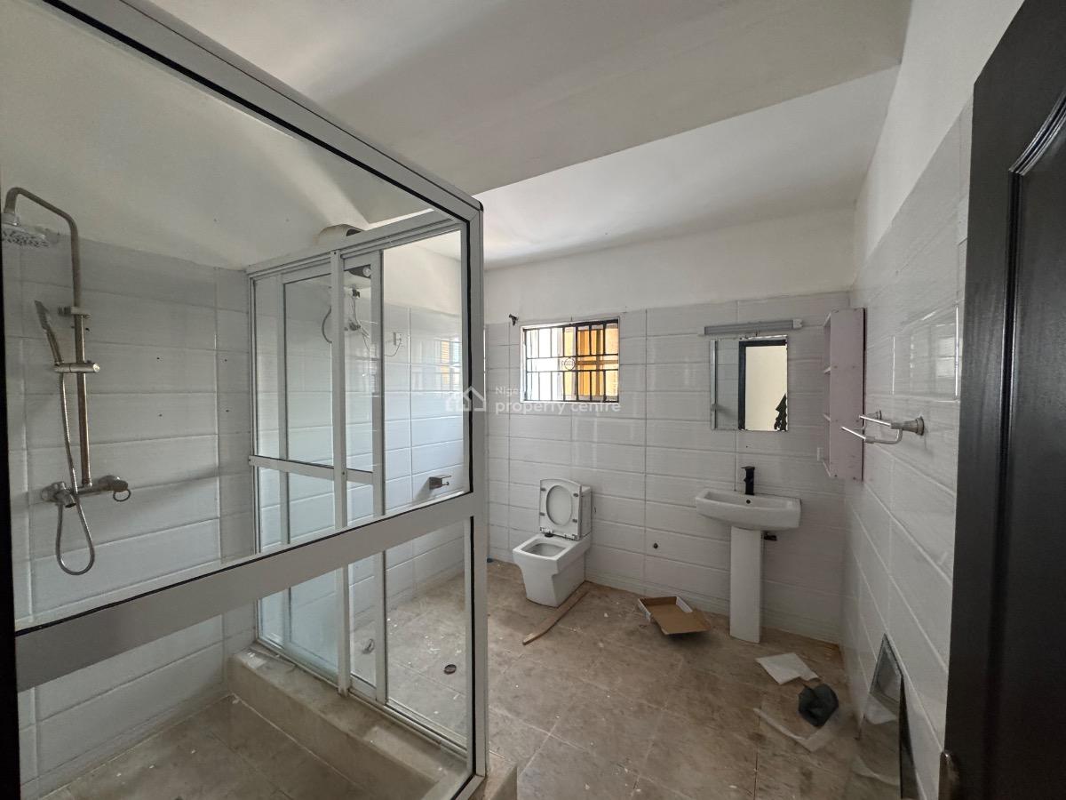 New 3 Bedroom Flat with Bq and Swimming Pool, Central Lekki Phase 1., Lekki, Lagos, Flat / Apartment for Rent