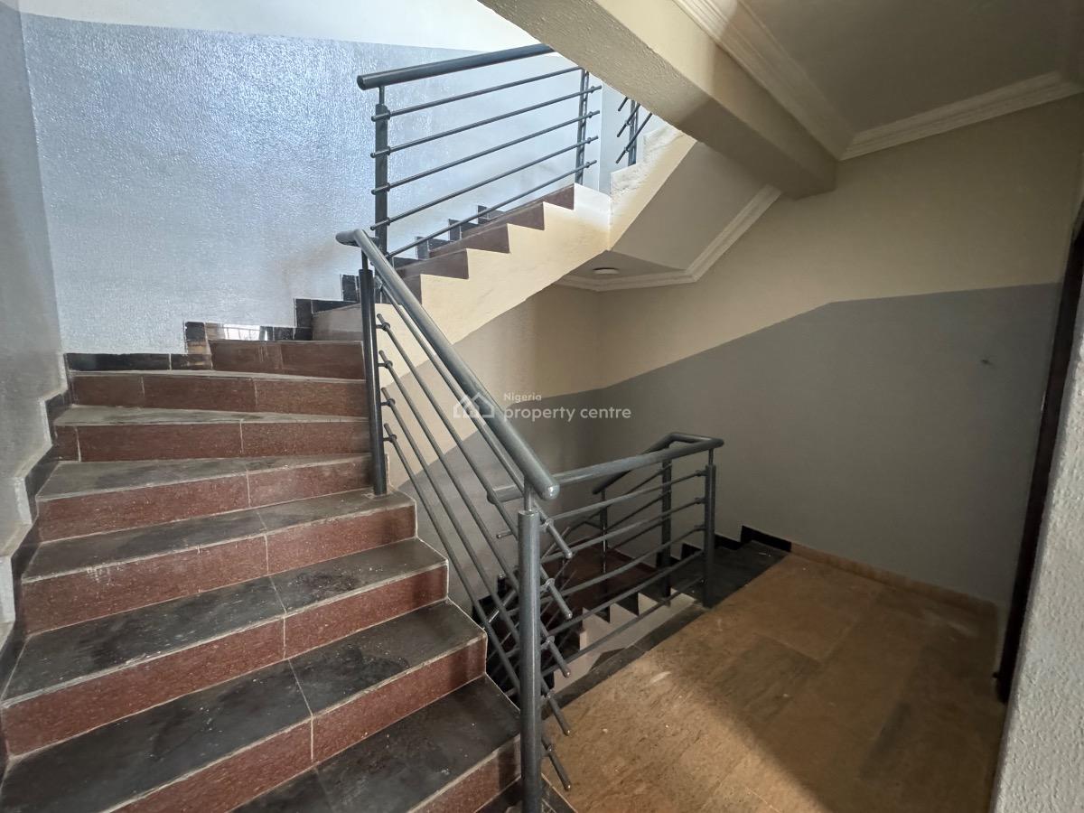 New 3 Bedroom Flat with Bq and Swimming Pool, Central Lekki Phase 1., Lekki, Lagos, Flat / Apartment for Rent