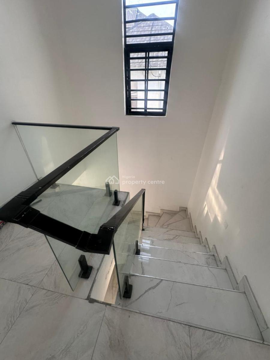 Commercial 5 Bedroom Fully Detached with Bq, Commercial Area, Ologolo, Lekki, Lagos, Detached Duplex for Sale